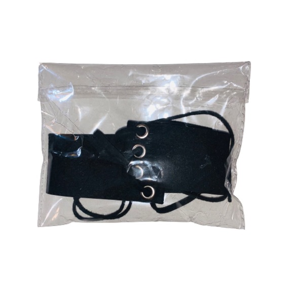 Gothic Suede Lace Up Choker Necklace Kardashian - Picture 16 of 16